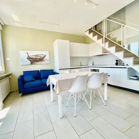 Apartment Tower 44 Luino